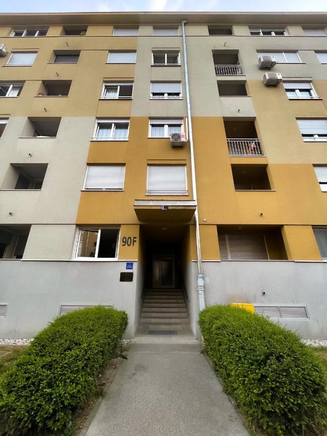 Apartman Welcome To Tresnjevka Загреб Экстерьер фото